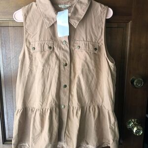 Entro Camel Sleeveless Button Down Shirt